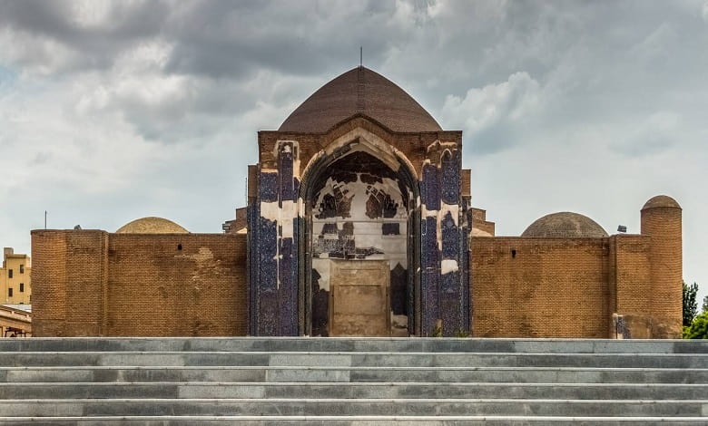 مسجد کبود، از جاذبه های گردشگری تبریز