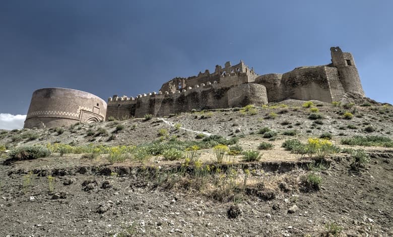 قلعه Hosap، از جاذبه های گردشگری وان