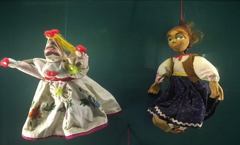 آشنایی با داخل موزه عروسک و اسباب بازی کاشان