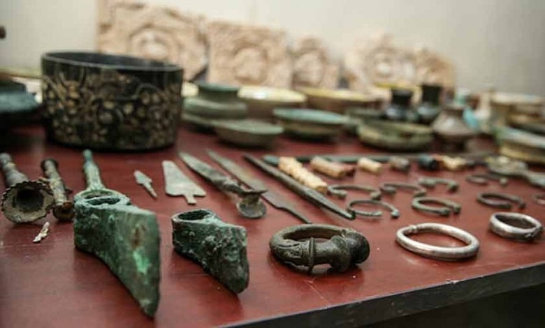 کشف اشیای تاریخی در سنندج