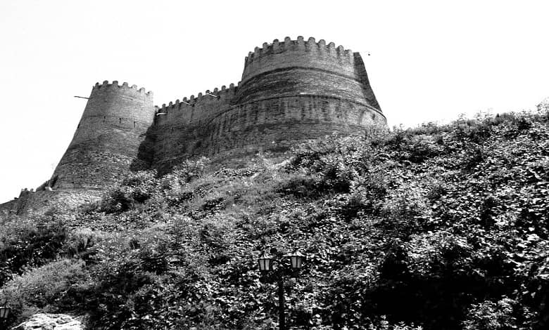 تاریخچه قلعه فلک ‌الافلاک