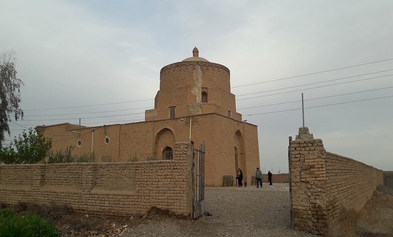 امامزاده علی اکبر، از دیدنی های گرمسار