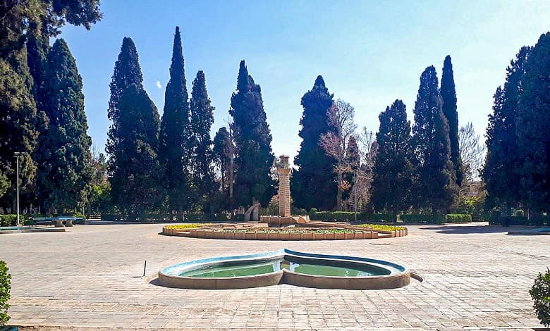 همه چیز درباره باغ ملی شیراز