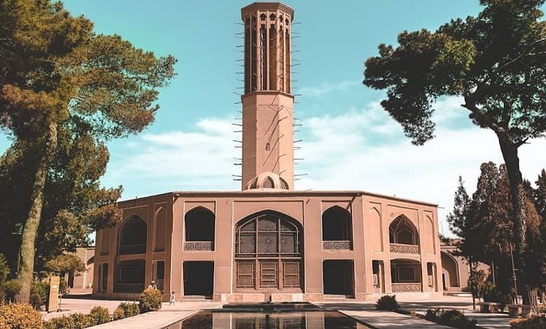 معماری باغ تاریخی دولت آباد