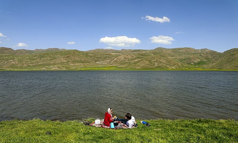 آدرس دریاچه نئور اردبیل