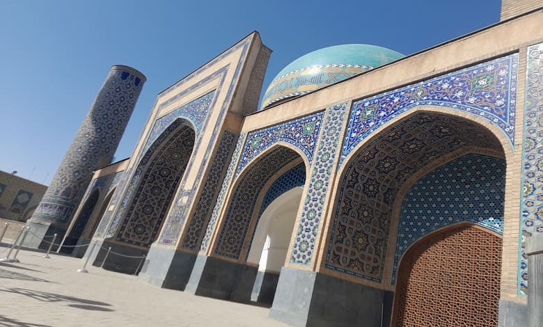 جاذبه های اطراف مسجد هفتاد و دو تن مشهد