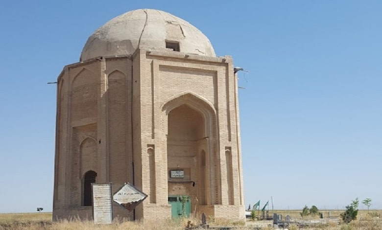 مرمت بقعه تاریخی پیر مرادآباد در اراک