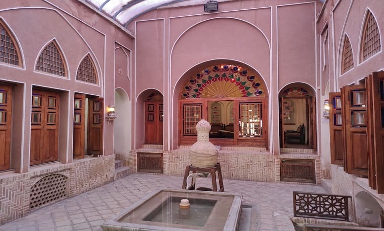 تاریخچه خانه تاریخی تاج