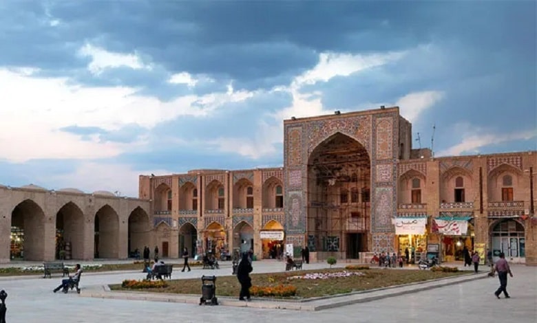 برخی از بناهای تاریخی کرمان در حال تخریب است