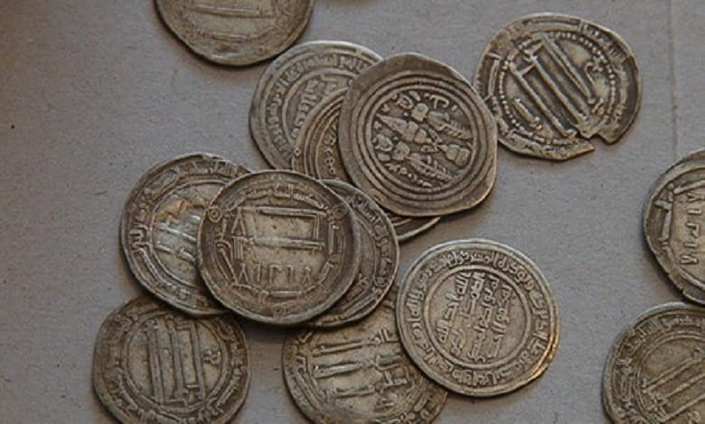 کشف 1760 سکه فلزی تاریخی در یک منزل در مراغه