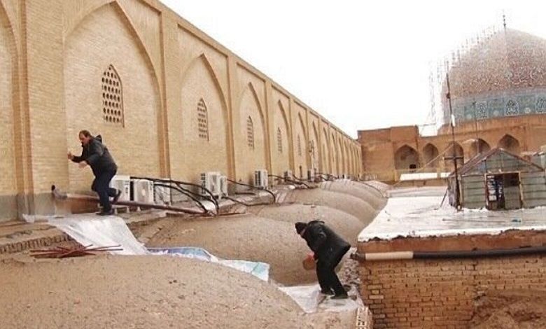 مرمت پشت بام بازار میدان نقش جهان اصفهان