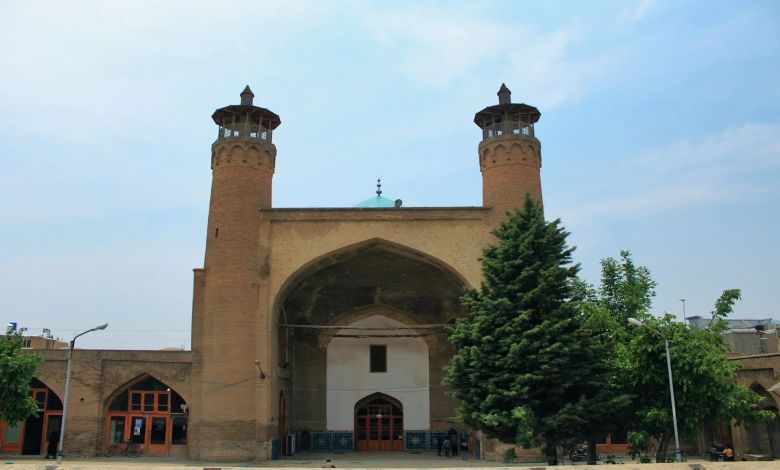 مسجد جامع بروجرد کجاست؟