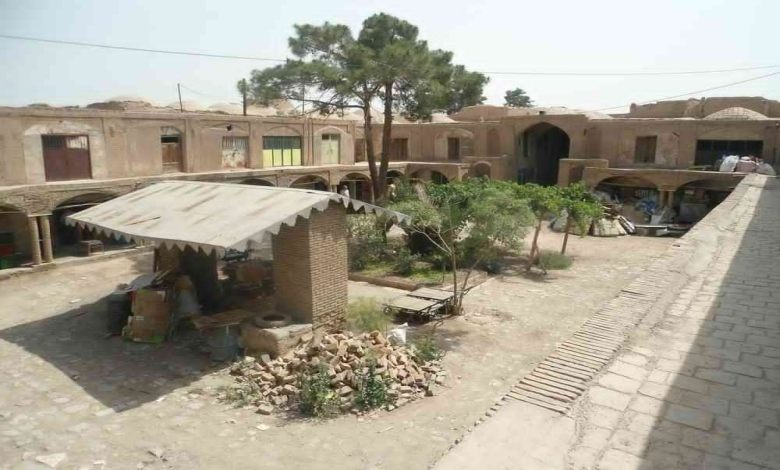 کاروانسرای حاج مهدی کرمان کجاست؟