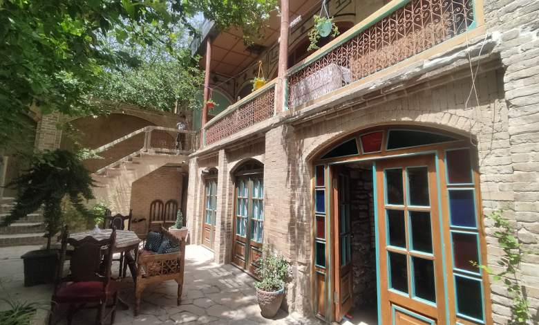 جاذبه های دیدنی اطراف خانه شرفخانی همدان