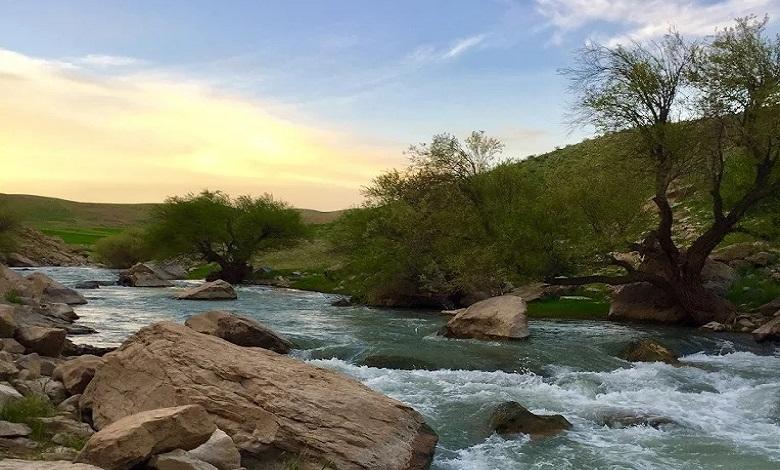 جاذبه های اطراف تنگه لی لی درود