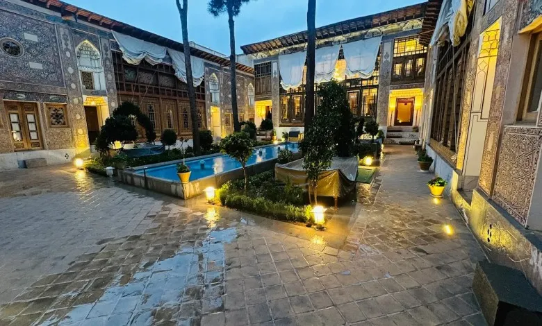 کاخ سرهنگ اصفهان کجاست؟