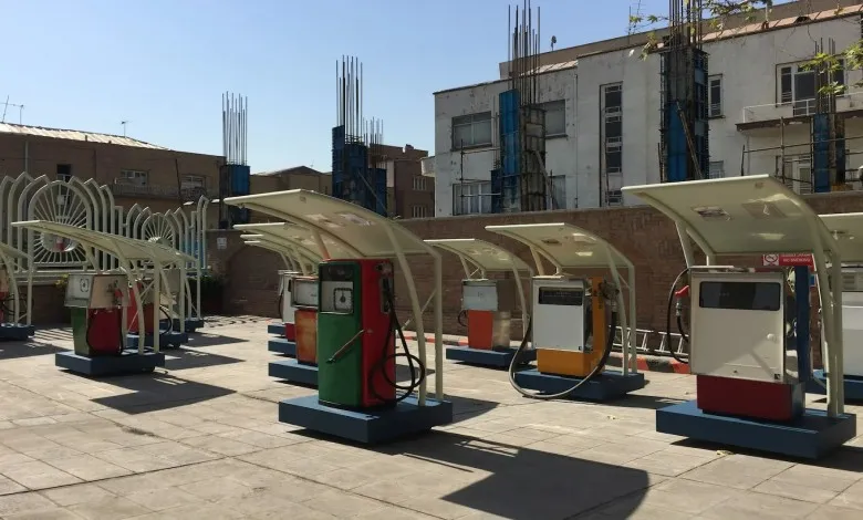 جاذبه های دیدنی اطراف موزه پمپ بنزین دروازه دولت