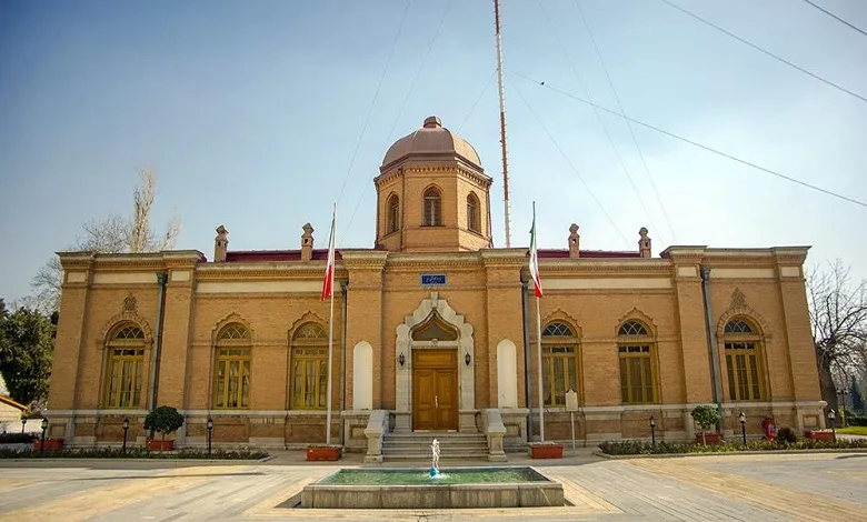 نکات بازدید از عمارت کلاه فرنگی بی سیم