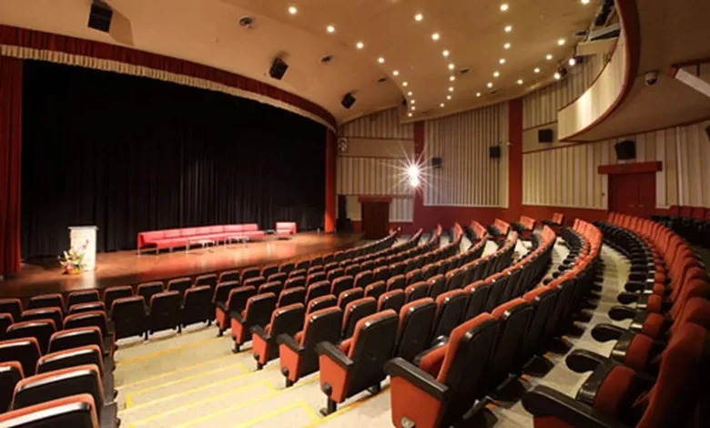 معماری تالار هنر اصفهان