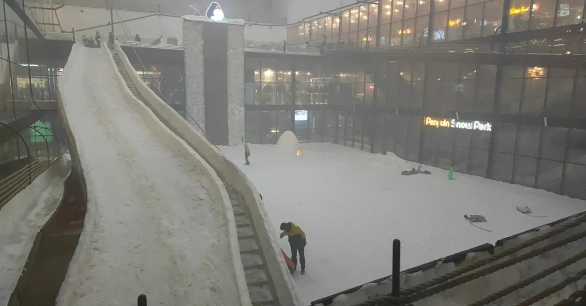 لاین تیوپ‌سواری در پارک برفی کیش