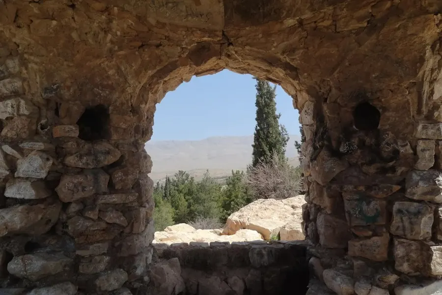 جاهای دیدنی نزدیک گهواره دید