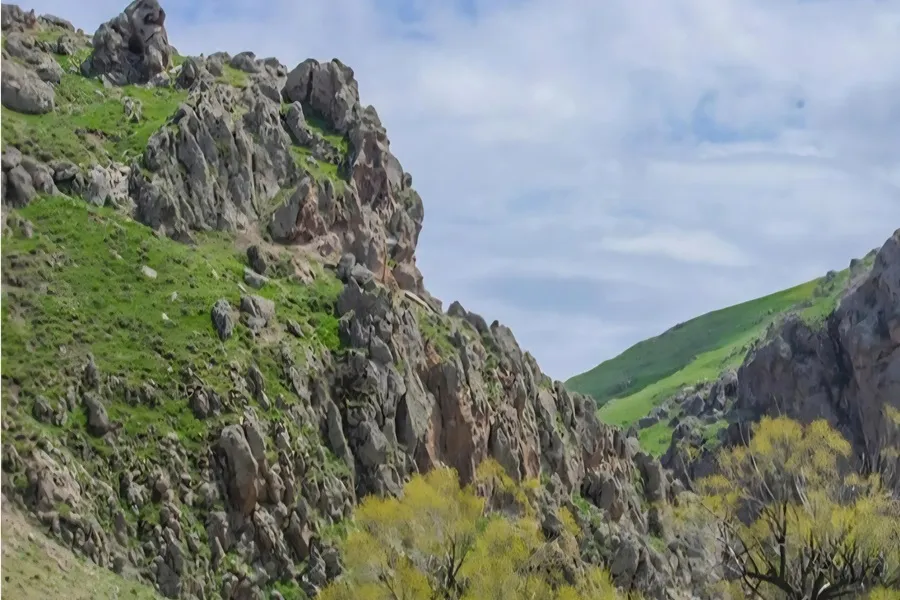 بهترین زمان سفر به دهکده دربند سرعین