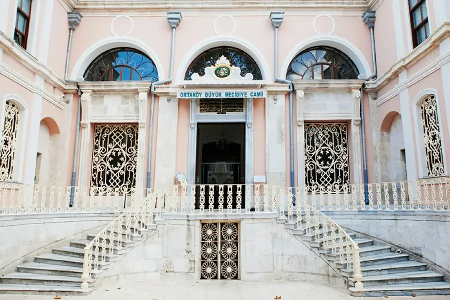 فاصله جاهای دیدنی نزدیک تا مسجد اورتاکوی استانبول