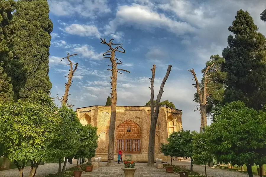 باغ جهاننما در پاییز