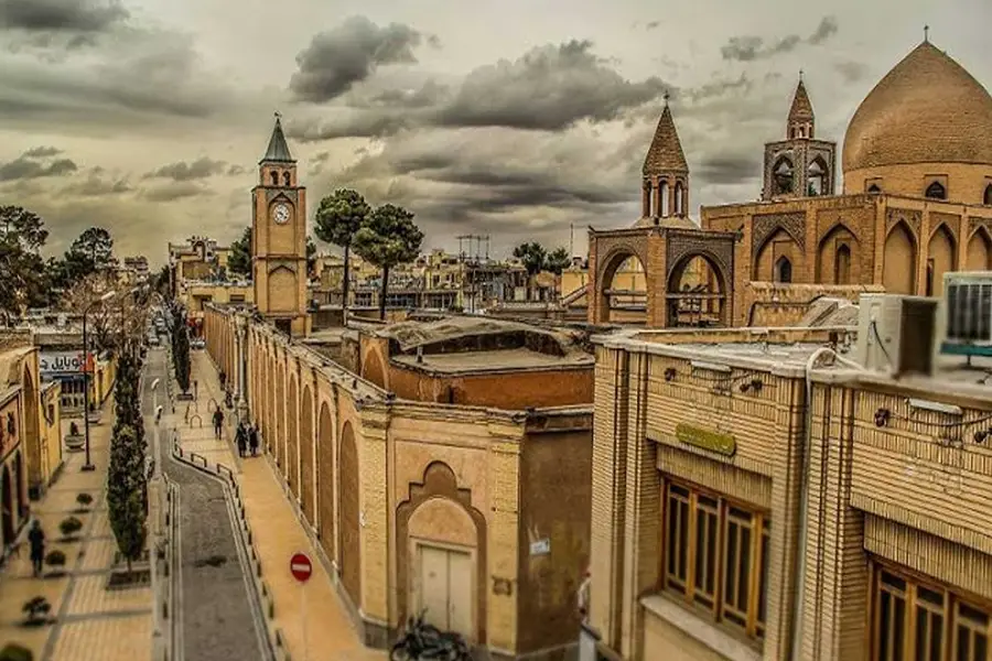 محله جلفا در پاییز