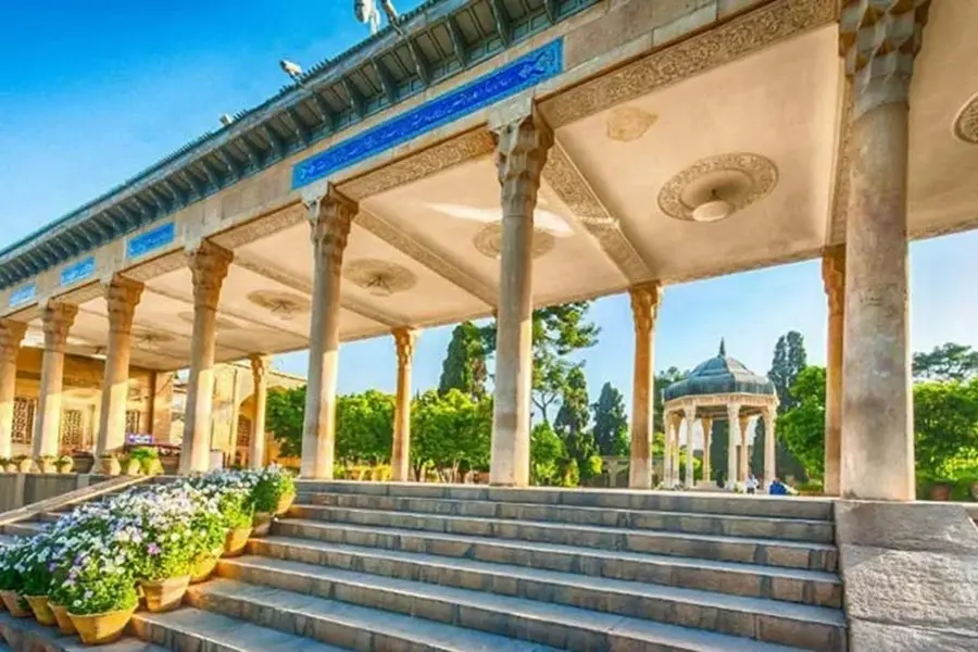 حافظیه در پاییز