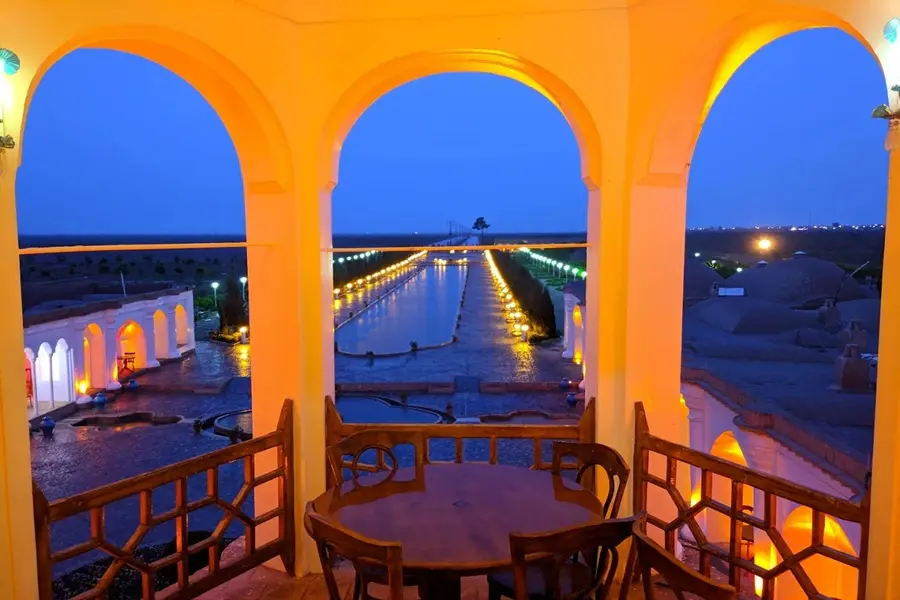 باغ فتح‌آباد در پاییز