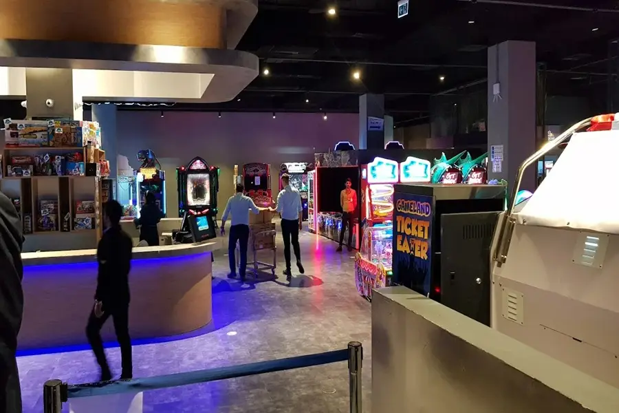 امکانات تفریحی و رفاهی آکواریوم انزلی