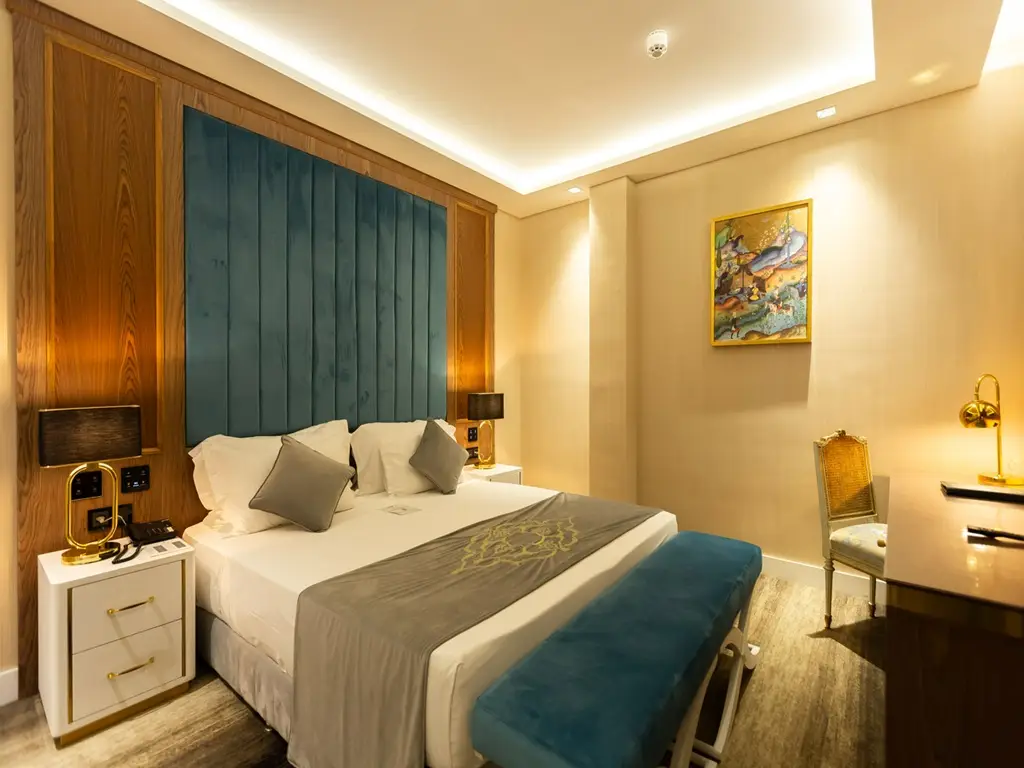 نداشتن اطلاعات شفاف درباره امکانات دلیلی برای رزرو نکردن هتل