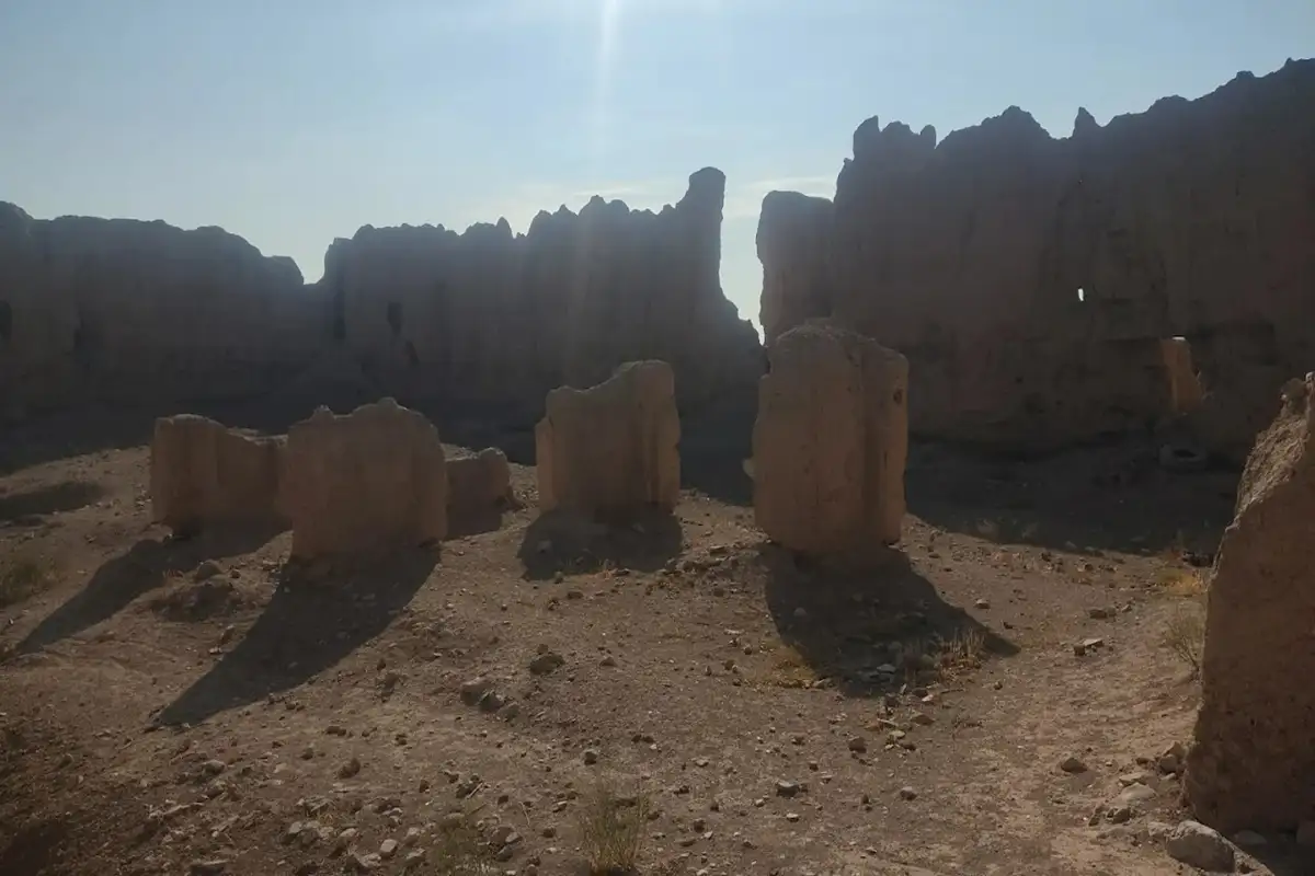 وضعیت کنونی قلعه نشست آباد