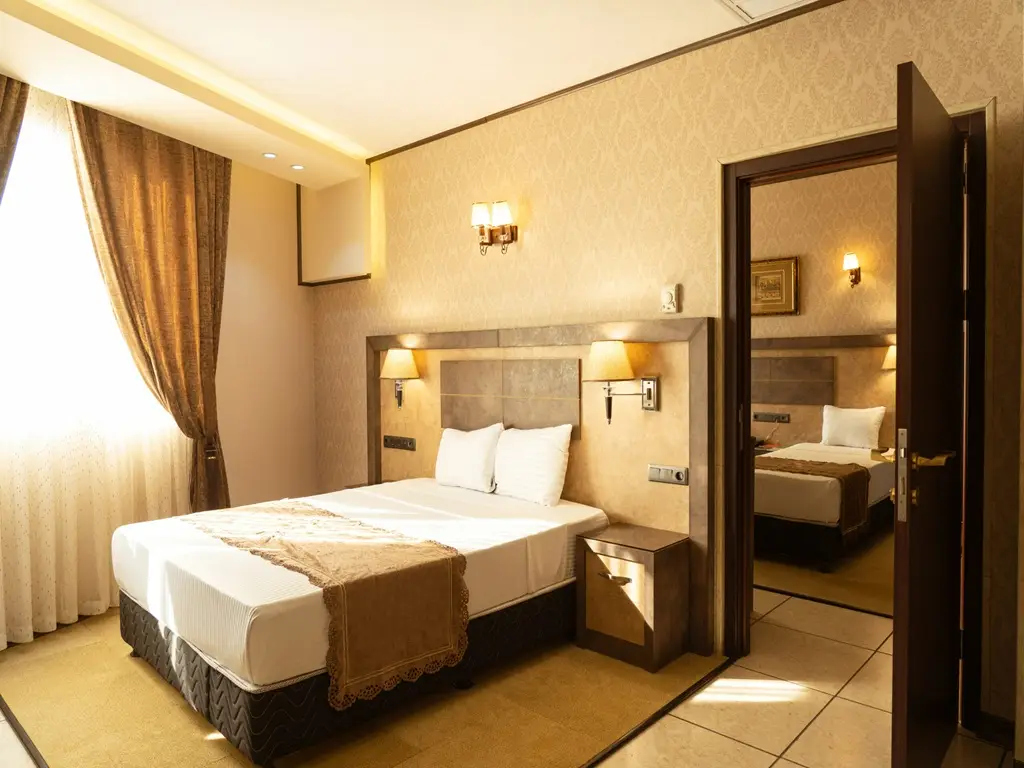 عکسهای غیر واقعی از اتاقها مشکوکند