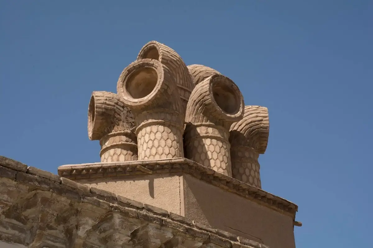 همه‌چیز درباره بادگیر چپقی سیرجان