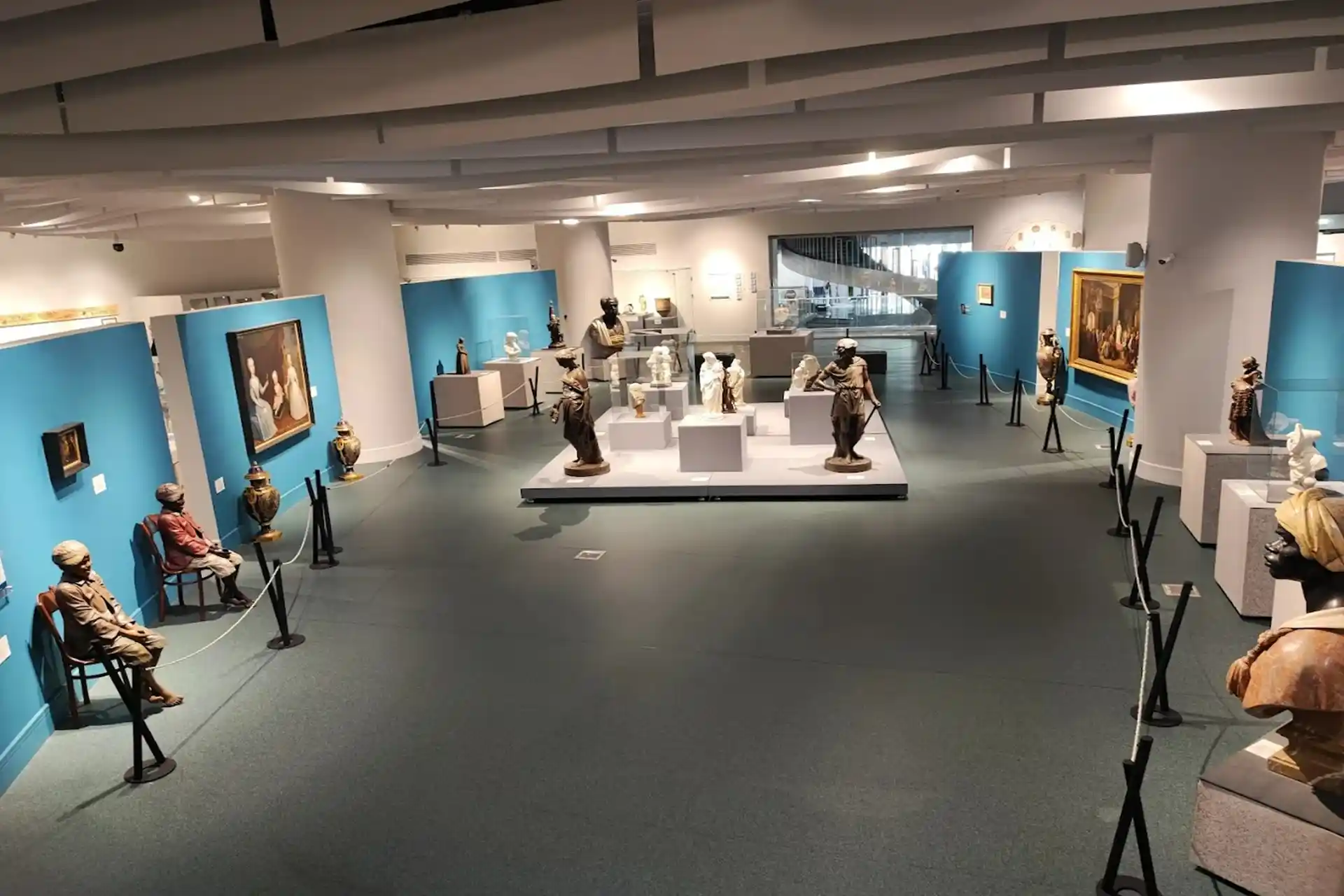 تعطیلی تمام موزههای دفینه در روز دوشنبه 3 آذر