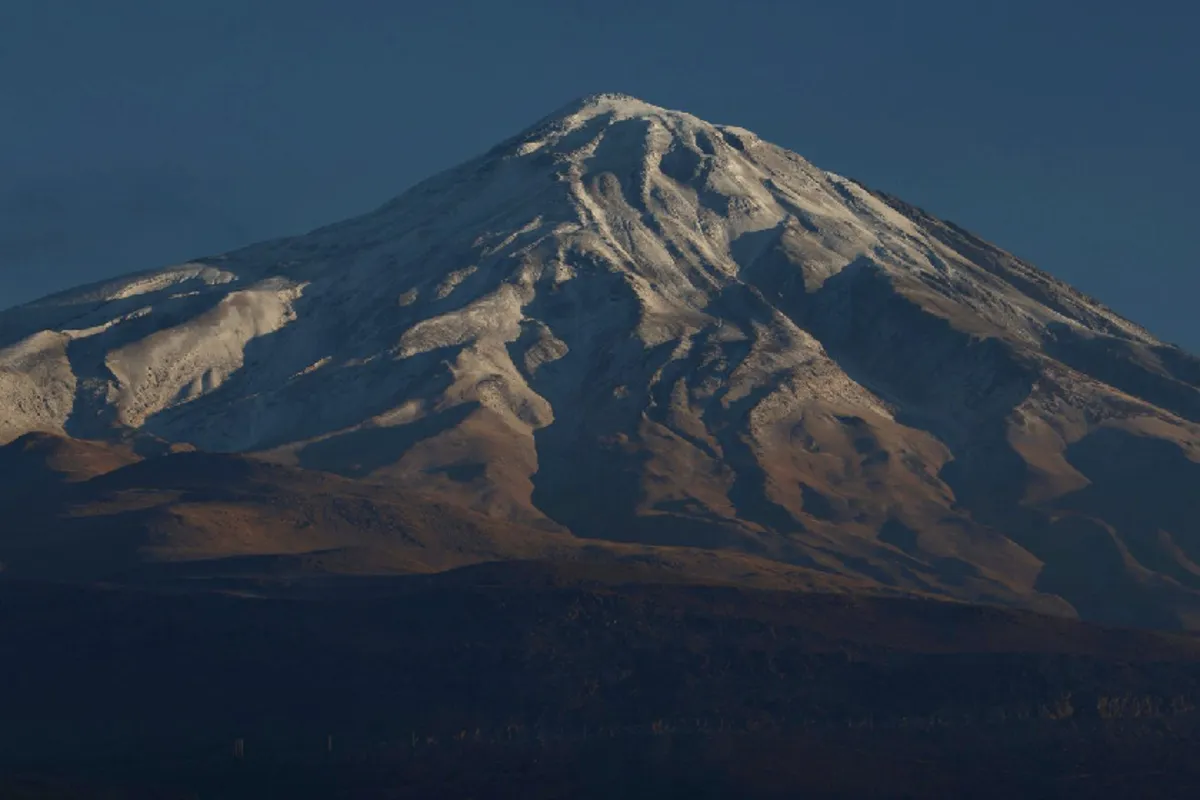 بارش اولین برف پاییزی در دماوند