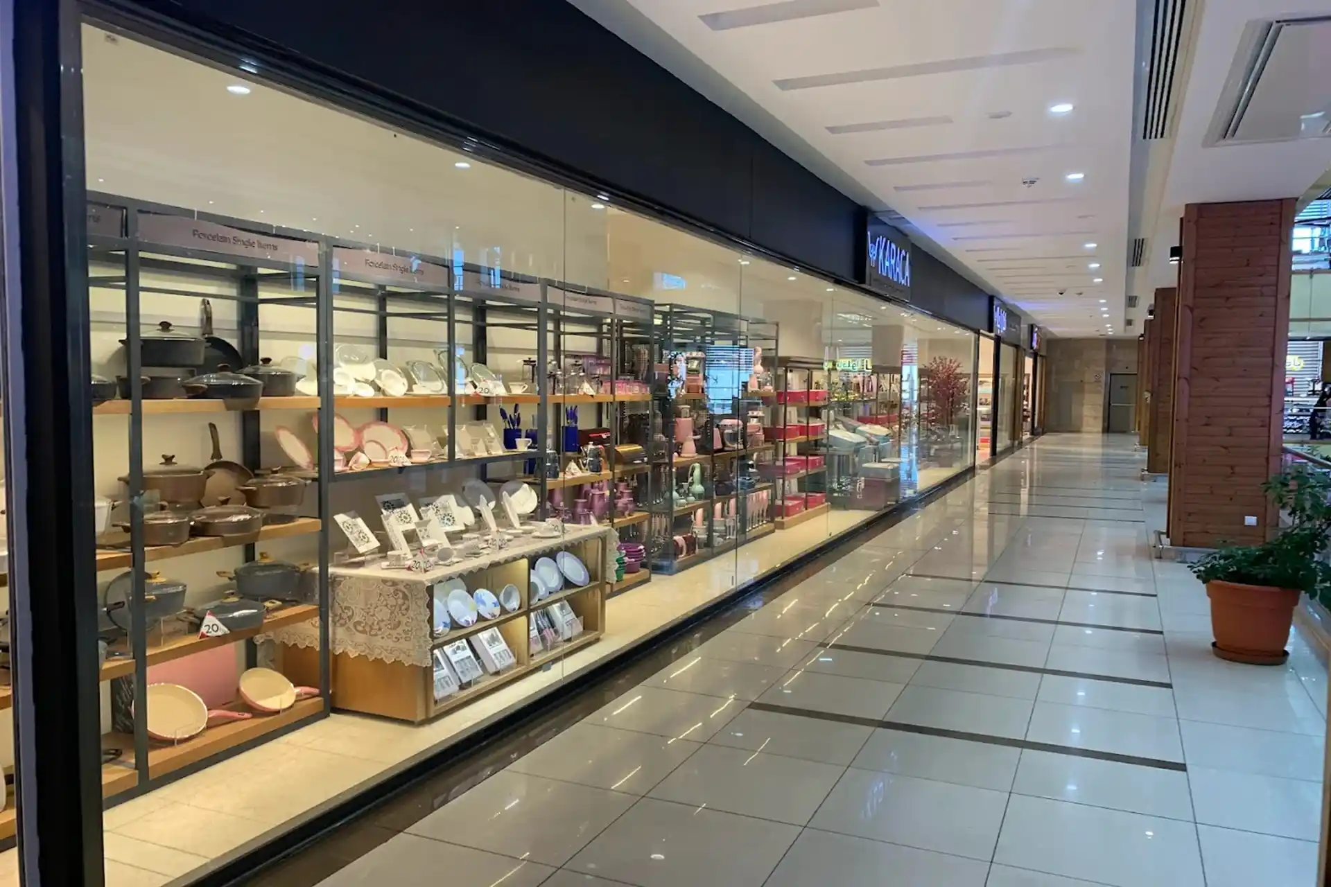 معرفی مرکز خرید اطلس تبریز