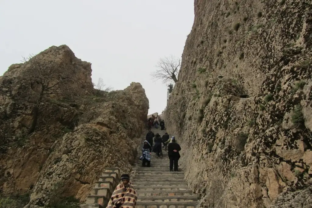 معرفی غار کوگان