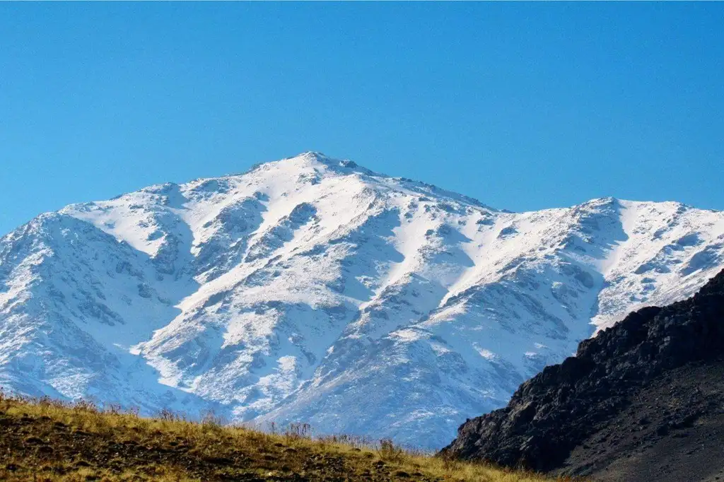 معرفی قله گرین