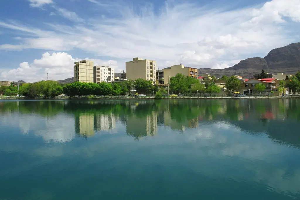 دریاچه کیو از جاهای دیدنی خرم‌آباد