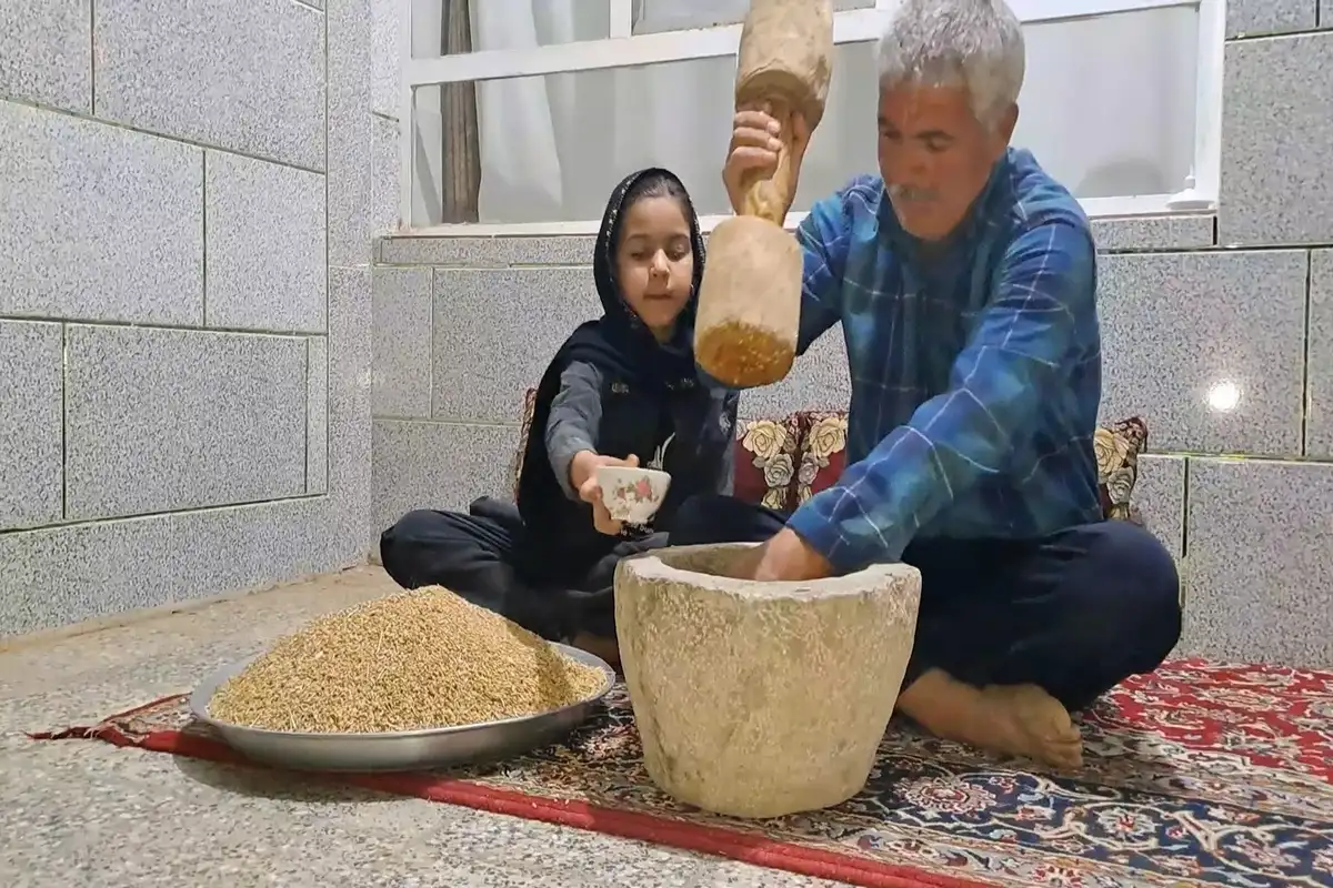 آشنایی با مردم روستای مشهد کاوه