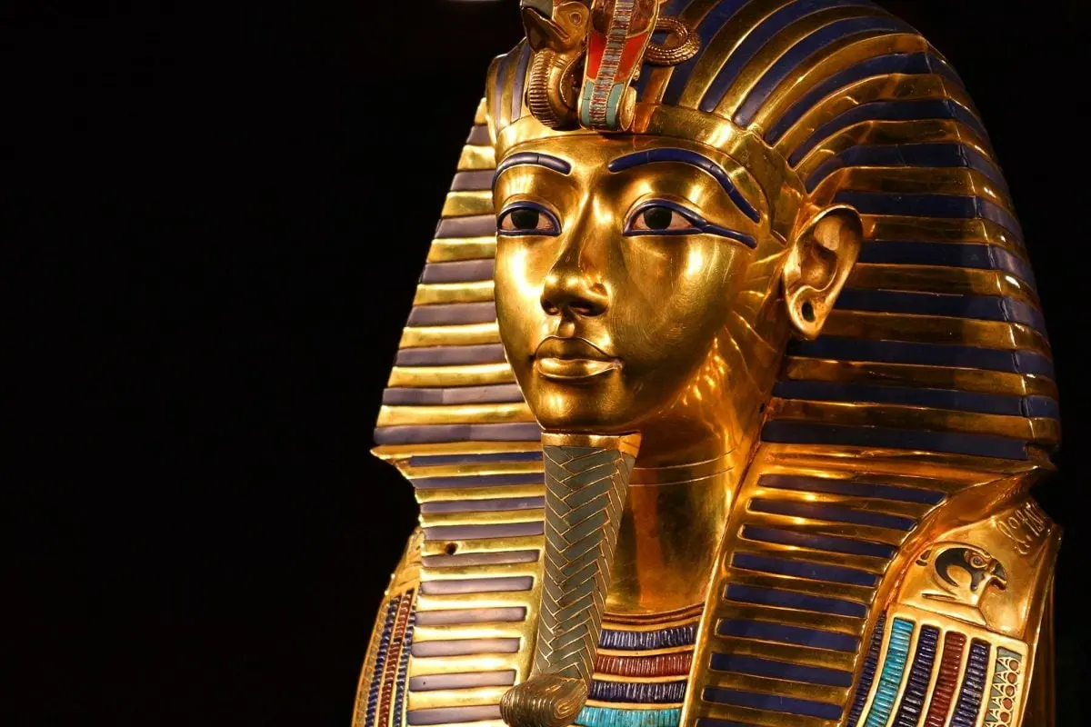 آیا مقبره توت‌عنخ‌آمون پر از تریاک بود؟
