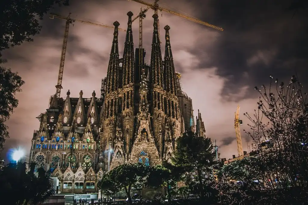 کلیسای ساگرادا فامیلیا