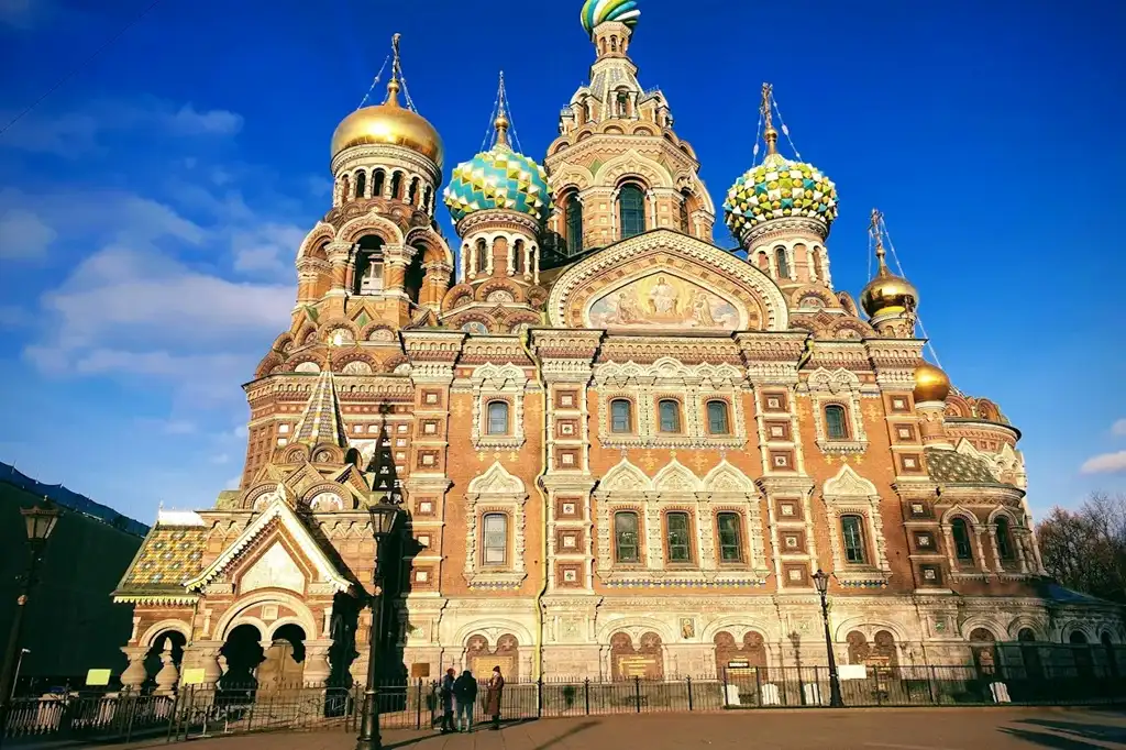 کلیسای ناجی در خون ریخته