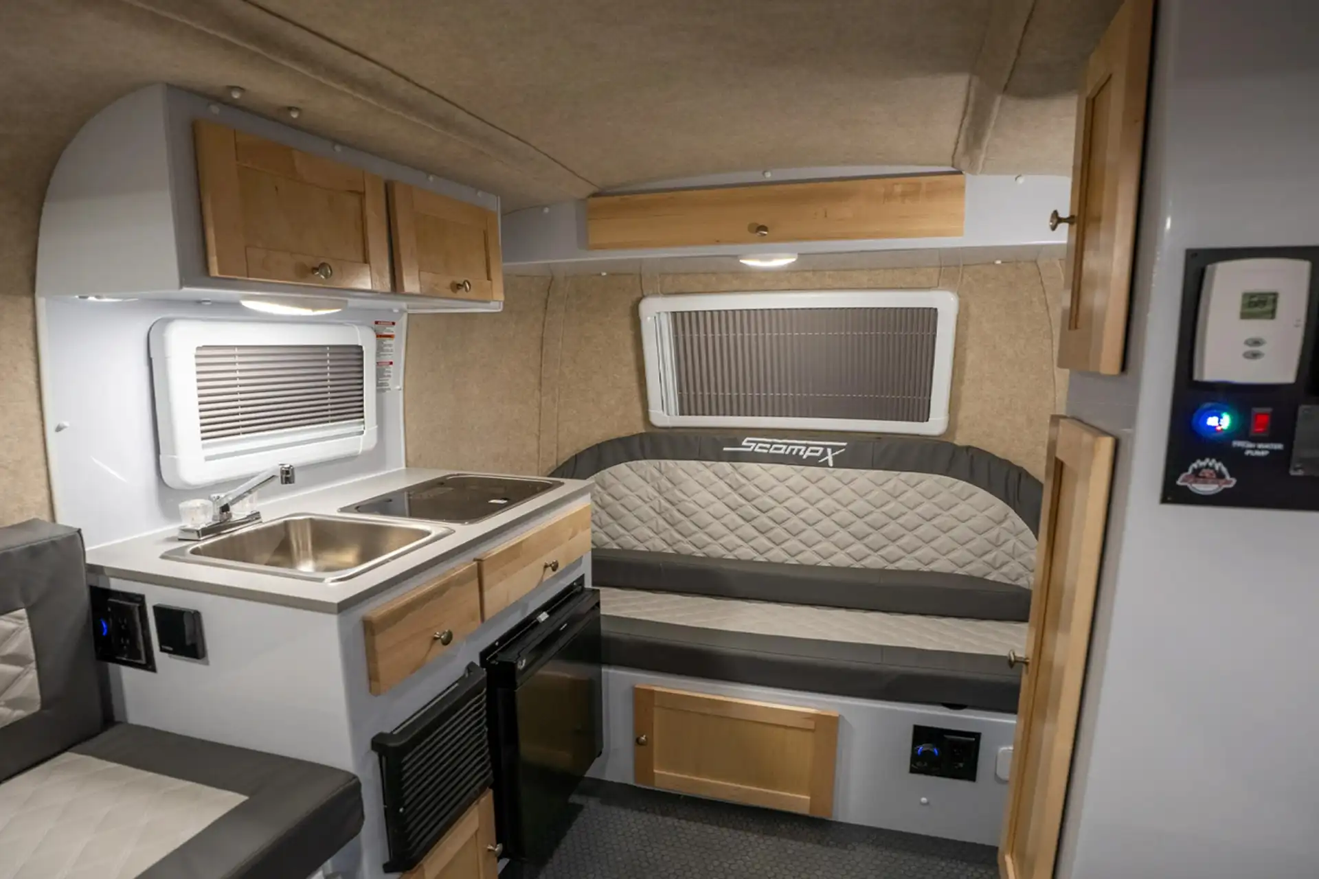 آشپزخانه کمپر اسکمپ ایکس