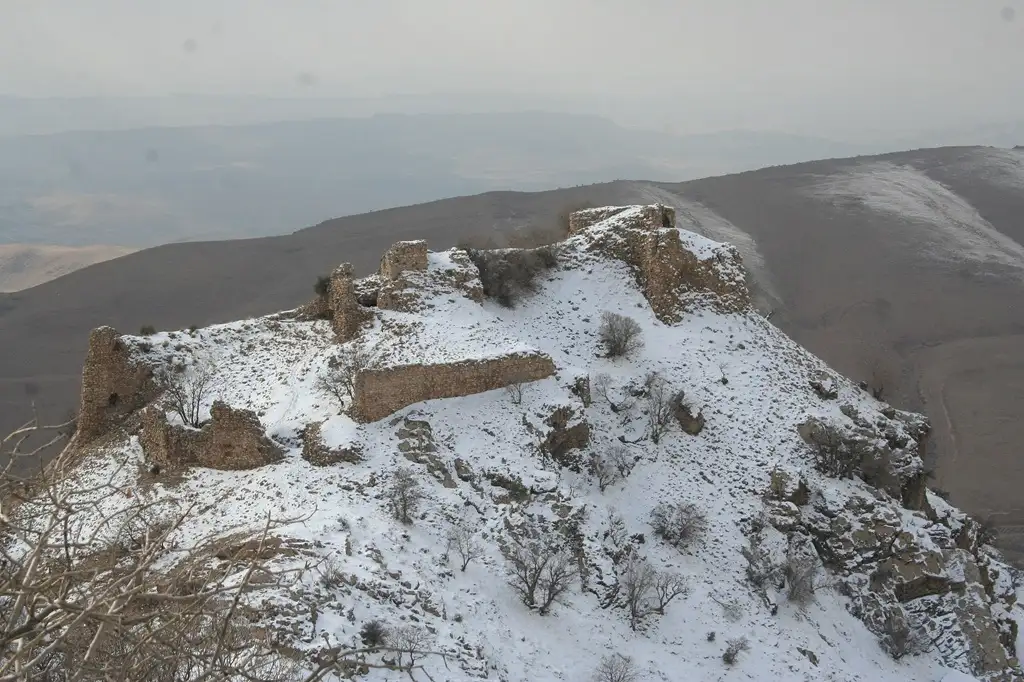 قلعه یزدگرد