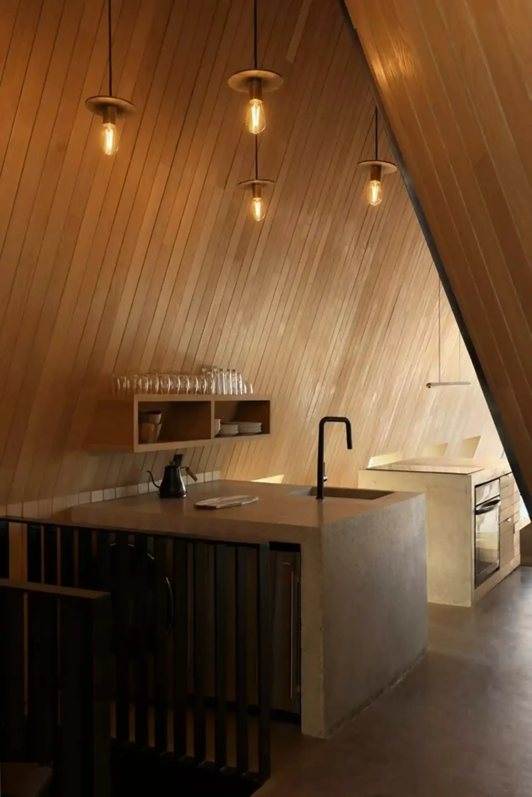 دکوراسیون داخلی خانه قایقی