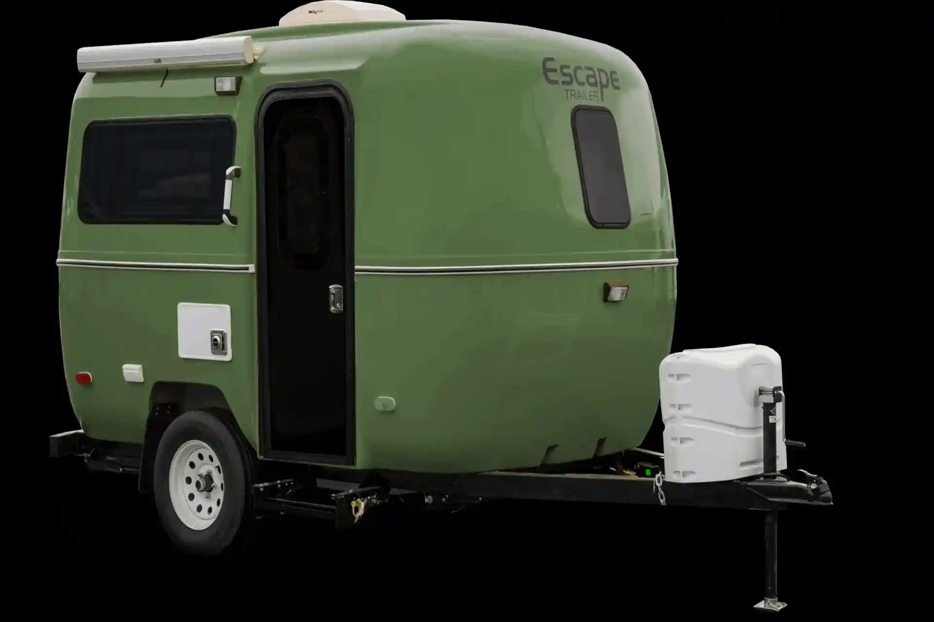 طراحی یک‌تکه کمپر E13